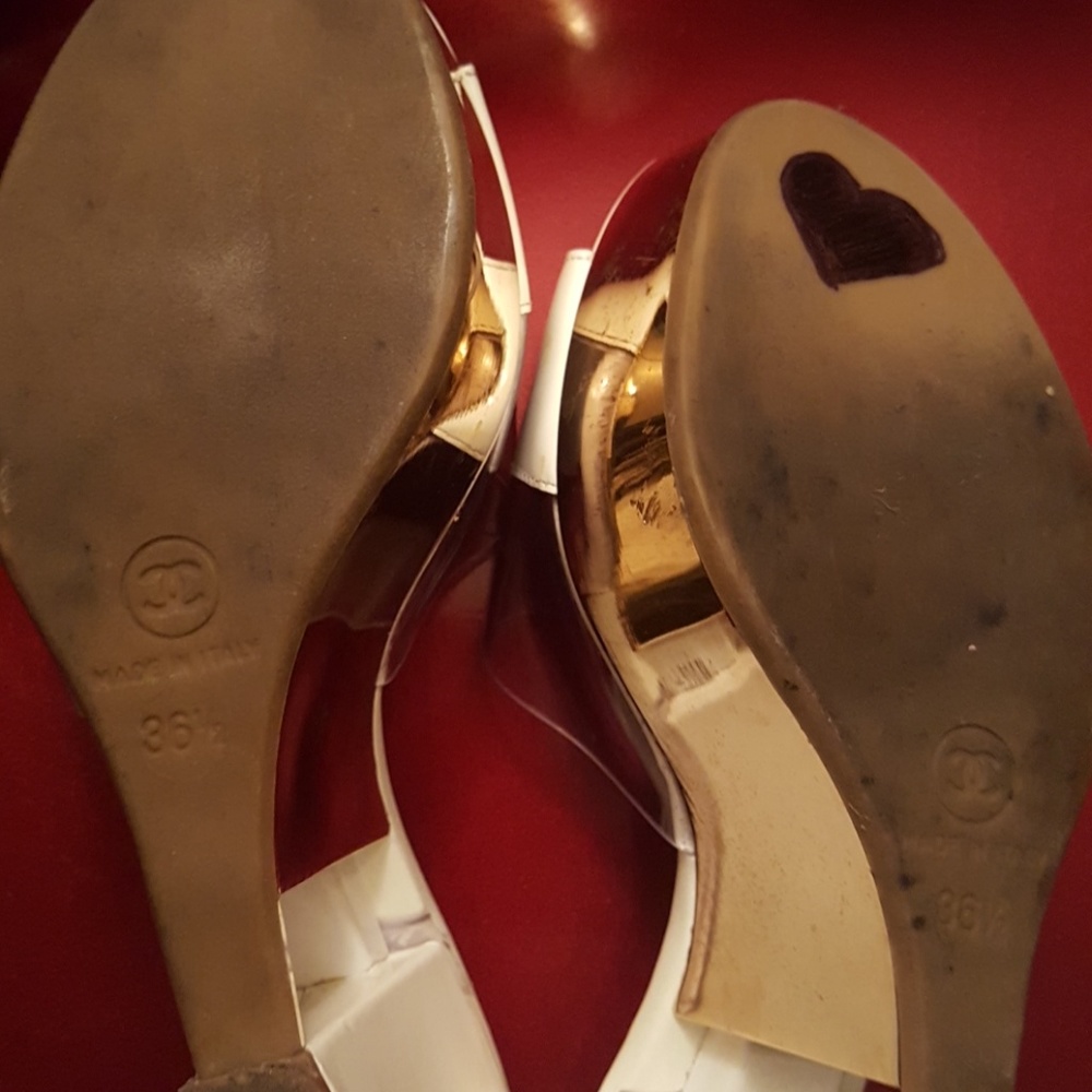 ** White & Gold Chanel Platforms ** - Picture 5 of 7
